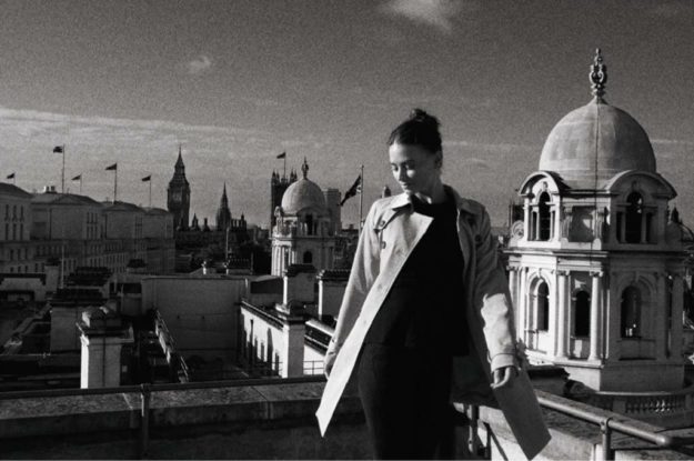 Panasonic Lumix GM1S shoot Clement Jolin lady roof 1024