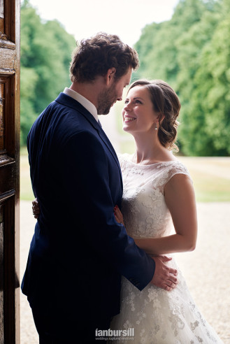Braxted Park Ian Bursill wedding photographer couple embrace